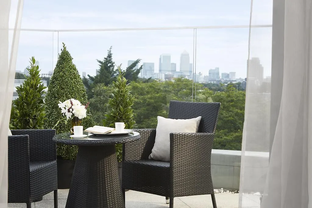 The Westbridge Hotel Stratford Londra 4*,
